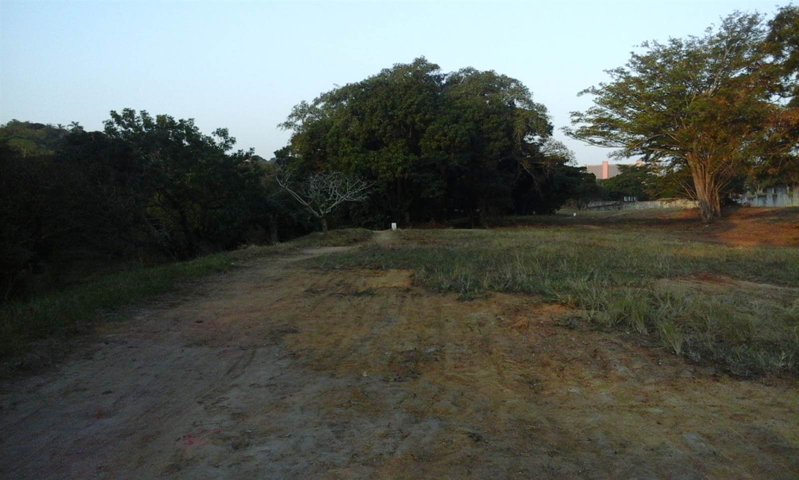 2 ha Land available in Amanzimtoti photo number 2