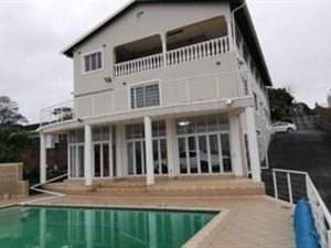5 Bed House in Wyebank