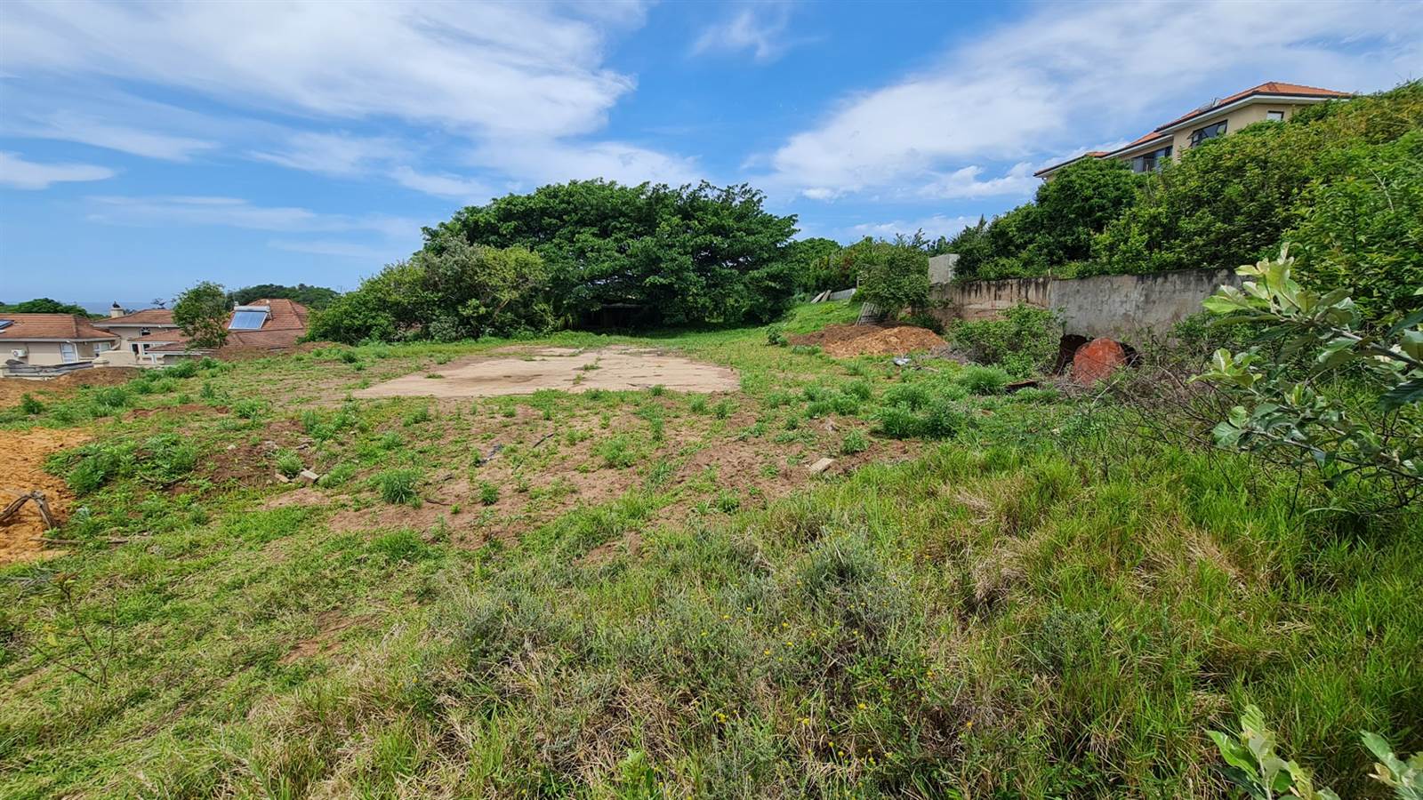 980 m² Land available in Khamanga Bay photo number 3