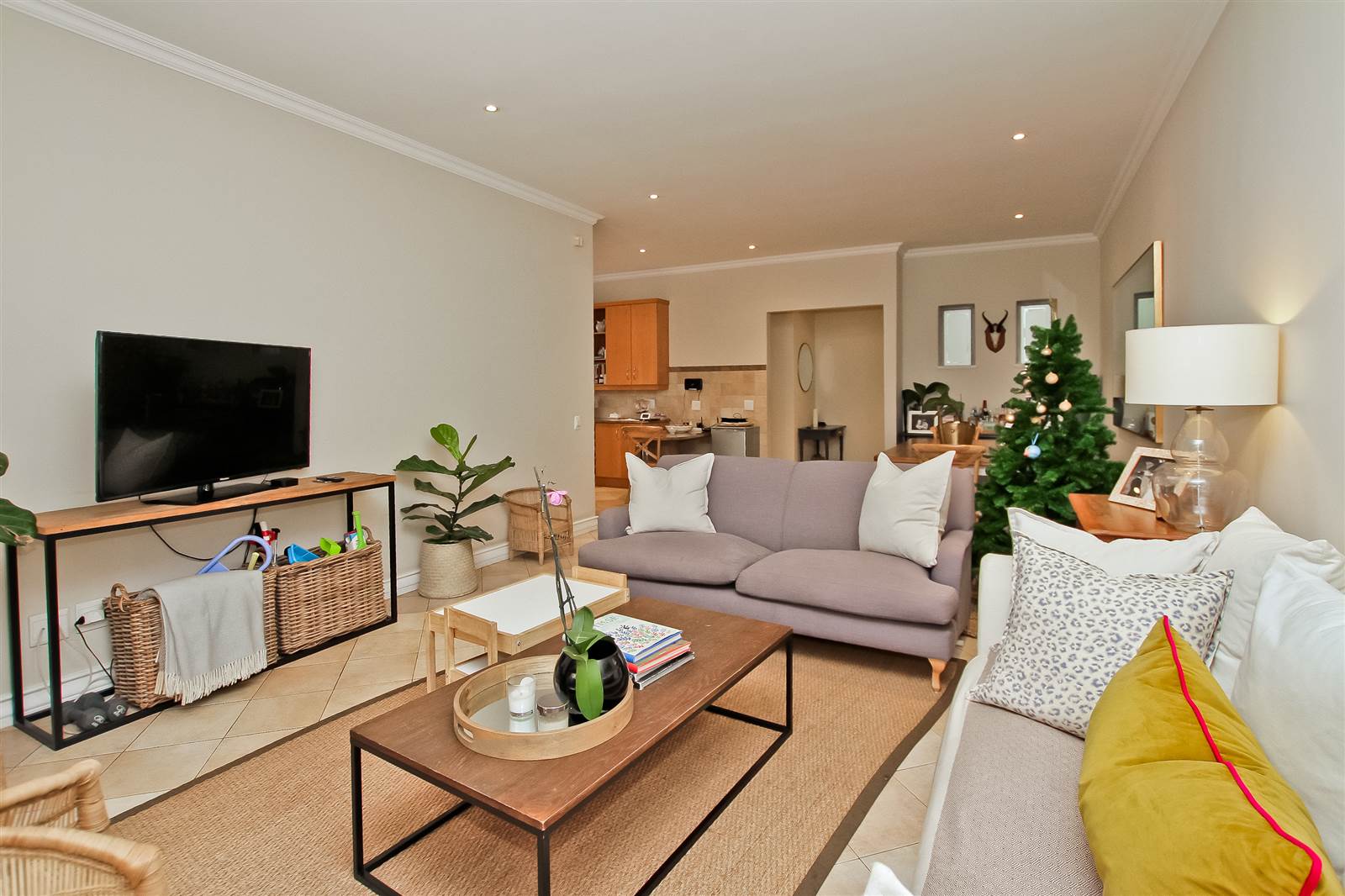 3 Bed Apartment in Dunkeld photo number 4