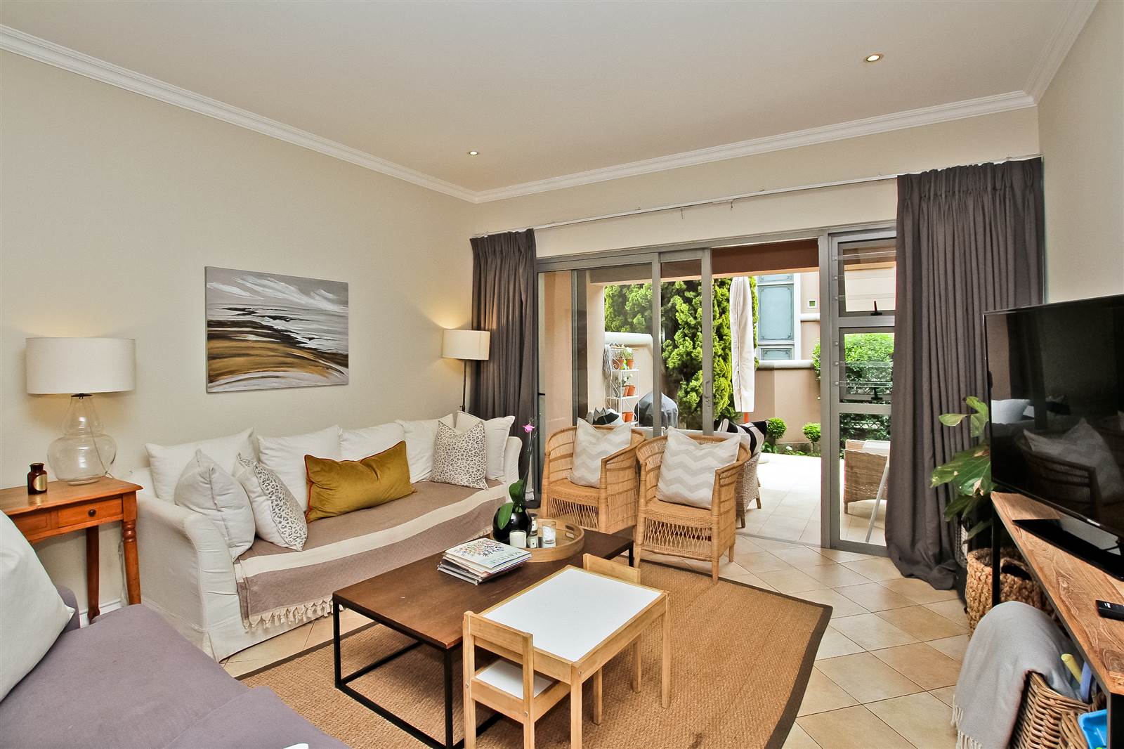 3 Bed Apartment in Dunkeld photo number 5
