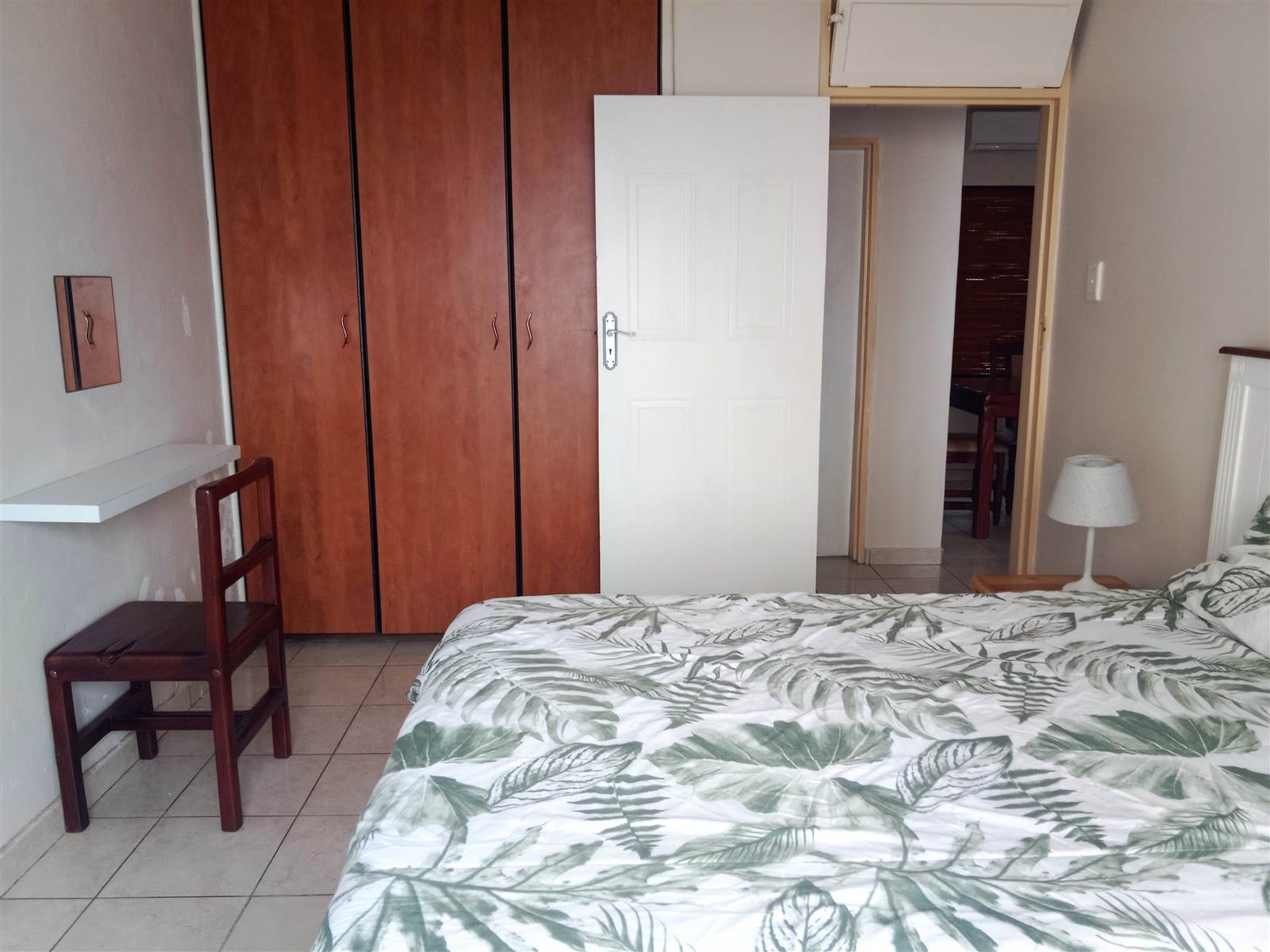 2 Bed Apartment in Amanzimtoti photo number 20