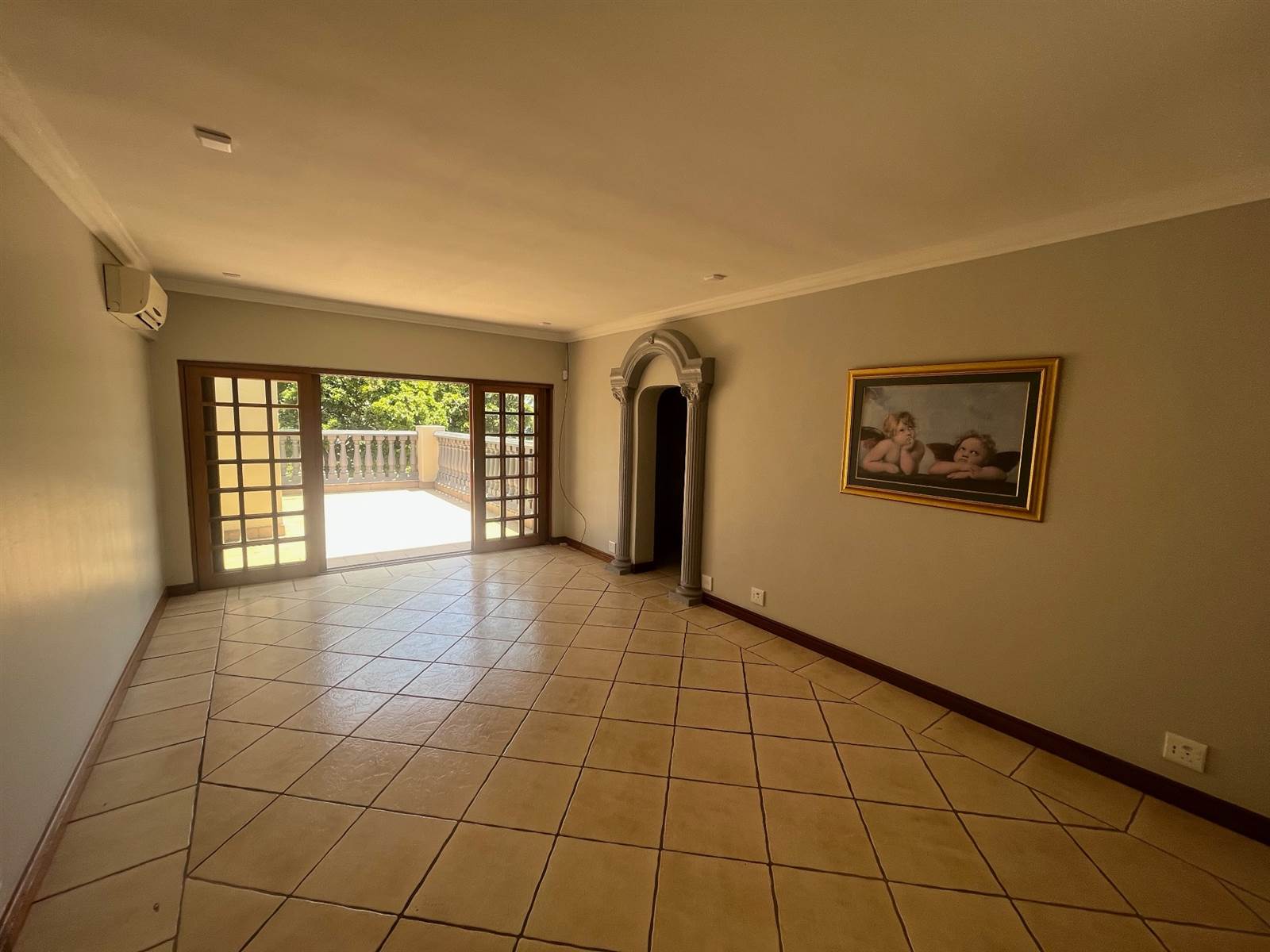 4 Bed House in Waterkloof Ridge photo number 18