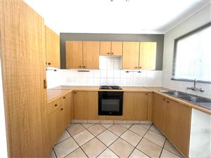 2 Bed Townhouse in Val de Grace