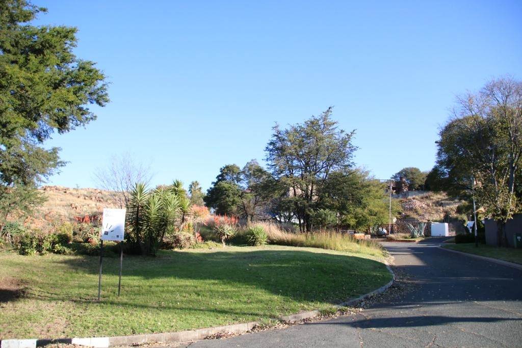 1639 m² Land available in Northcliff photo number 3