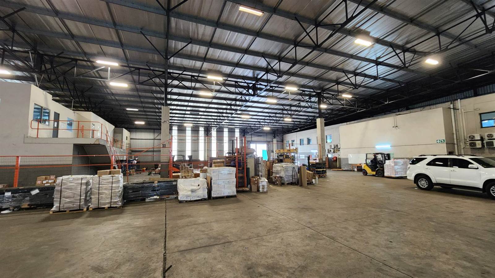 2300  m² Industrial space in Riverhorse Valley photo number 8