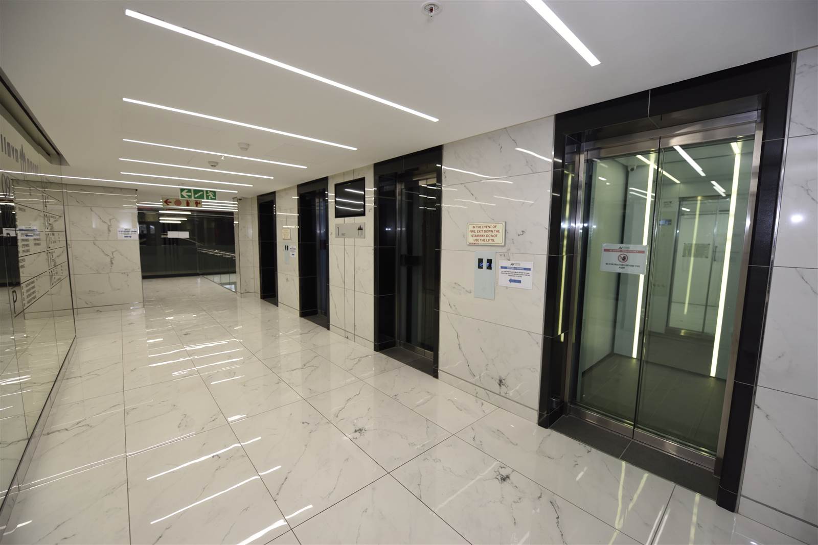 109  m² Commercial space in Illovo photo number 2
