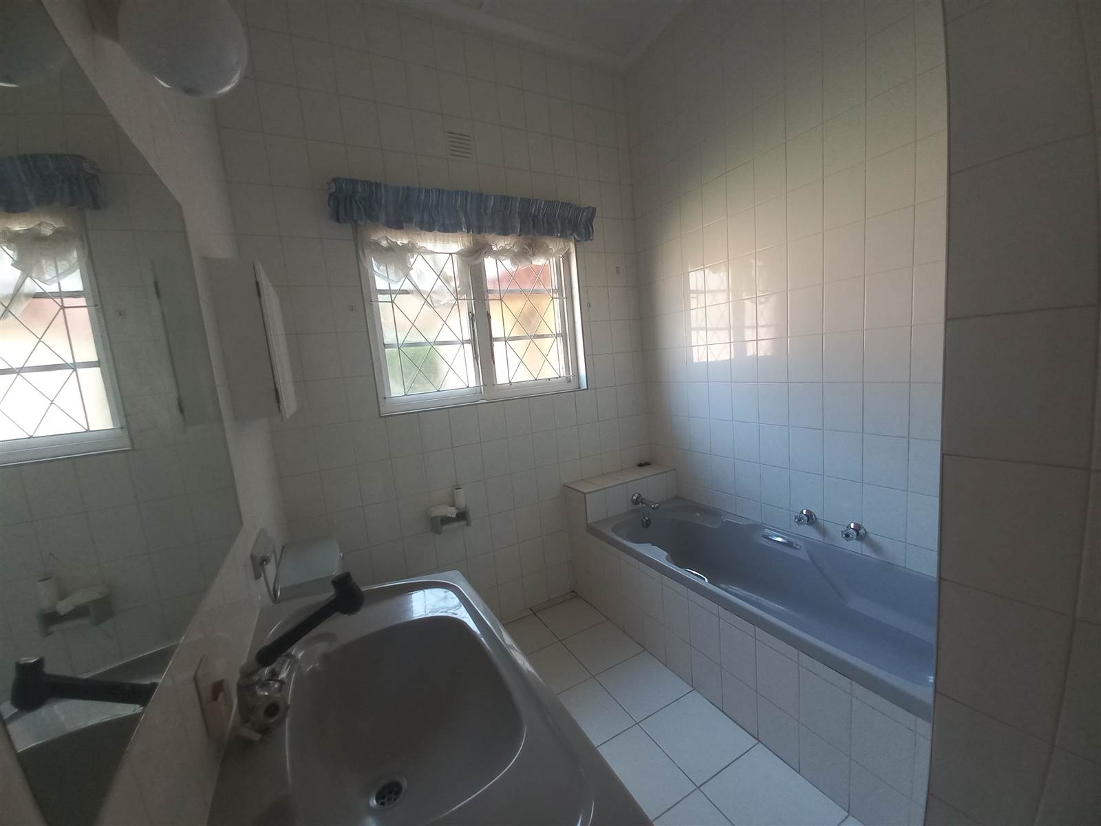 3 Bed House in Scottburgh Central photo number 16