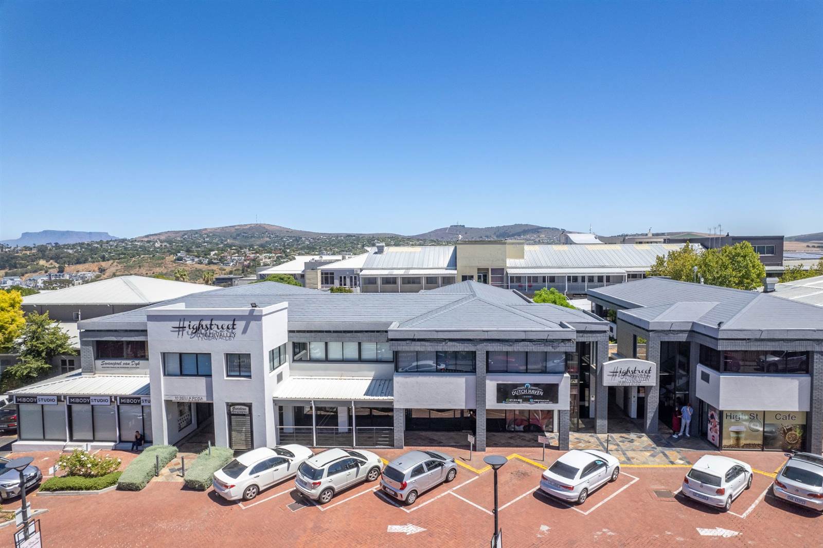 323  m² Commercial space in Bellville Central photo number 1