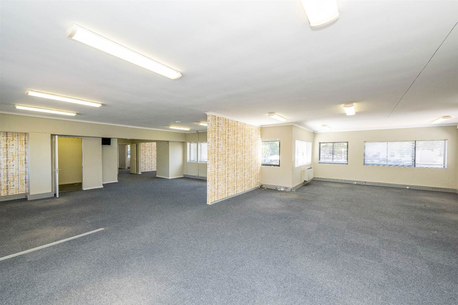323  m² Commercial space in Bellville Central photo number 13