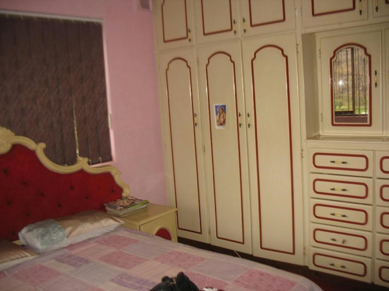 4 Bed House in Umzinto photo number 15