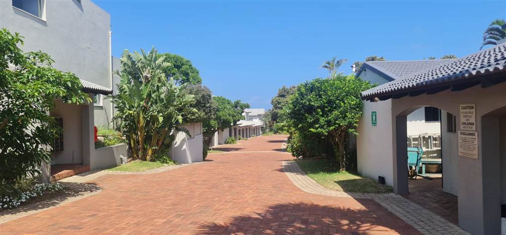 3 Bed Townhouse in Umhlanga Ridge photo number 10