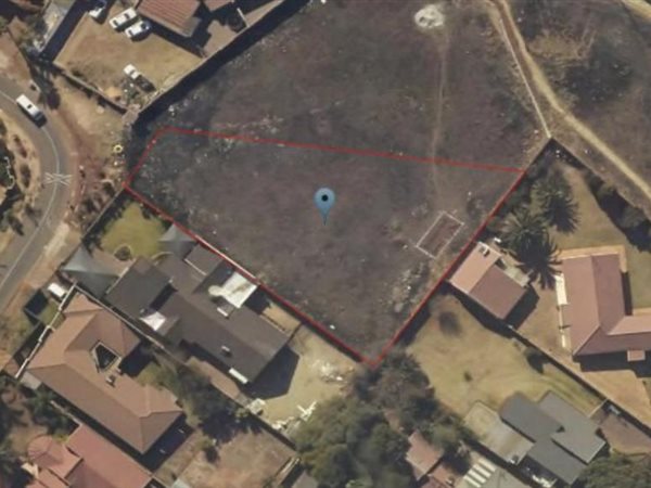 1588 m² Land available in Lenasia