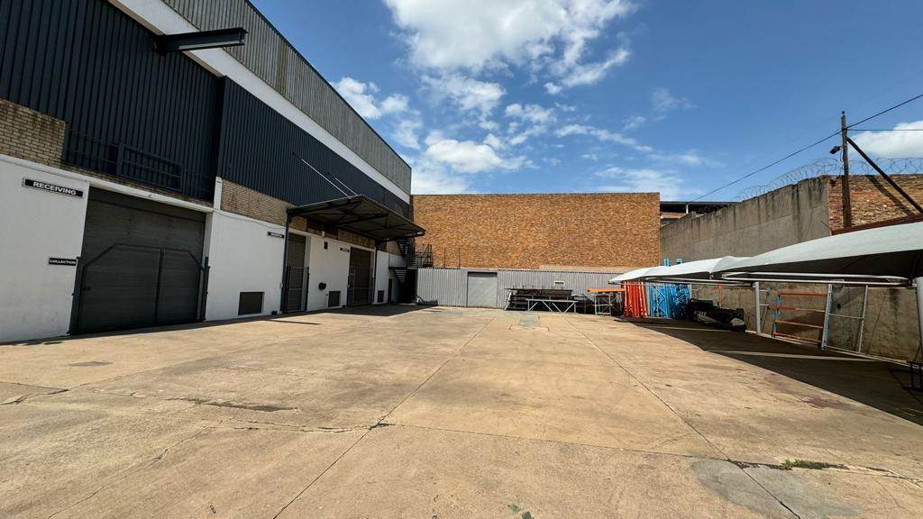 2400  m² Industrial space in Pretoria West photo number 30