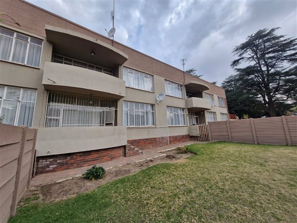2 Bedroom Flat 2 Bedroom Flat