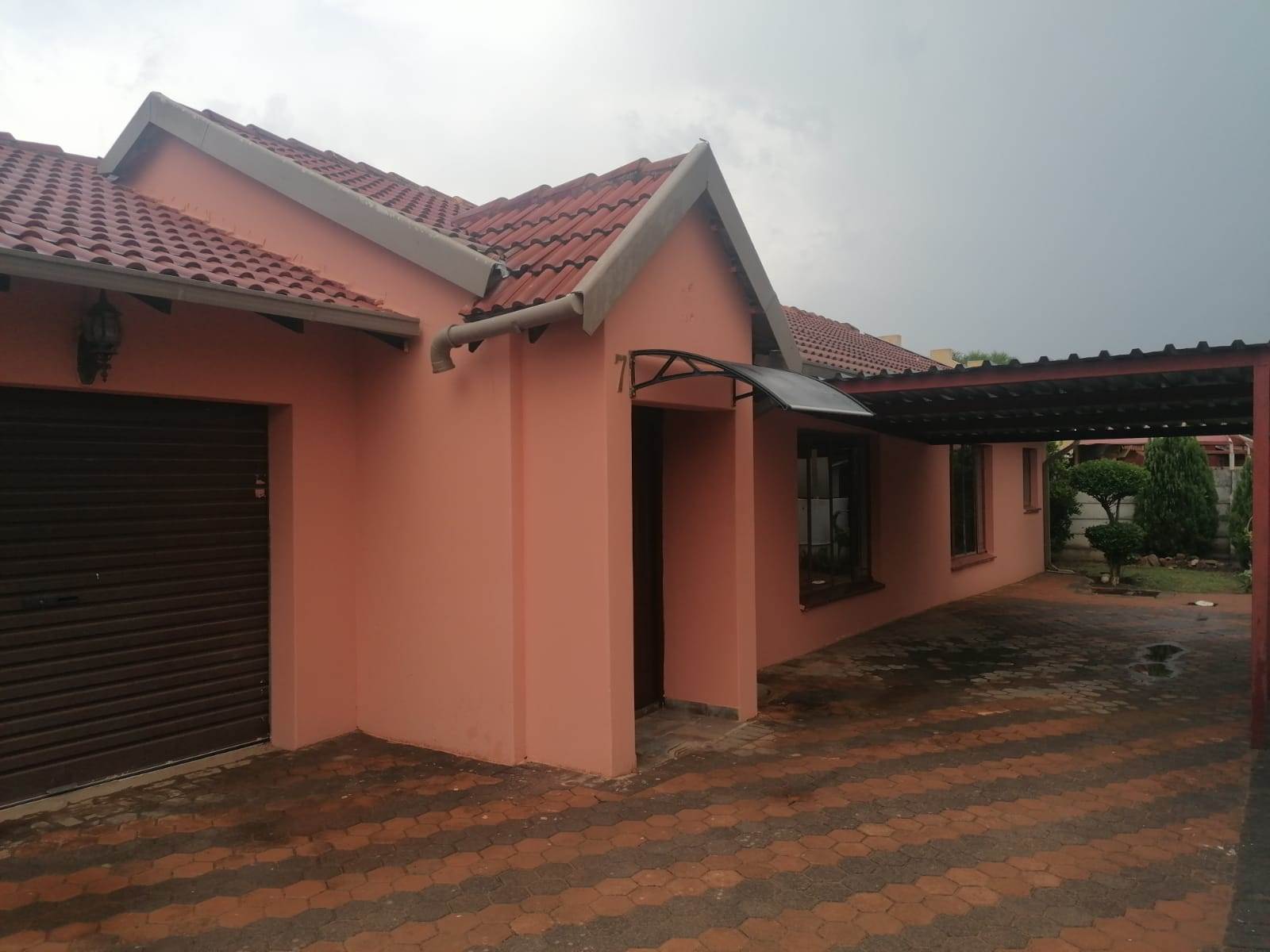3 Bed House in Modimolle photo number 1