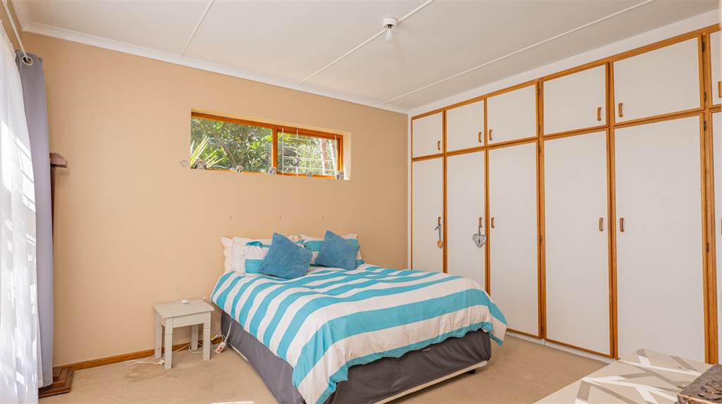 5 Bed House in Bredasdorp photo number 13