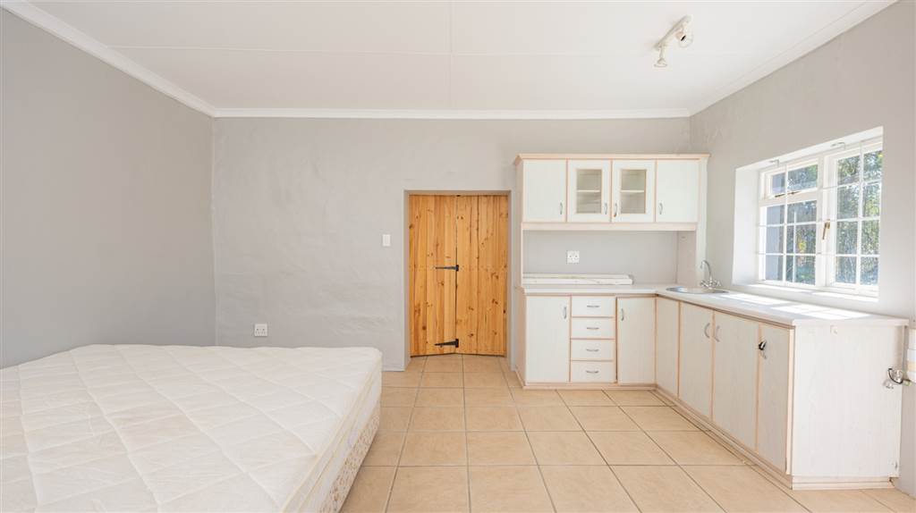 5 Bed House in Bredasdorp photo number 25