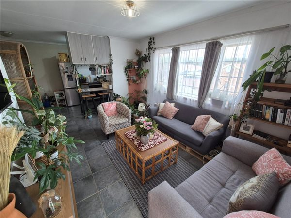 2 Bedroom Townhouse 2 Bedroom Townhouse