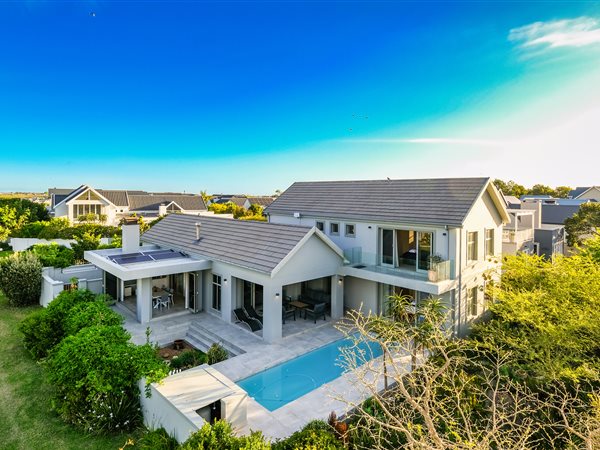 3 Bedroom House 3 Bedroom House