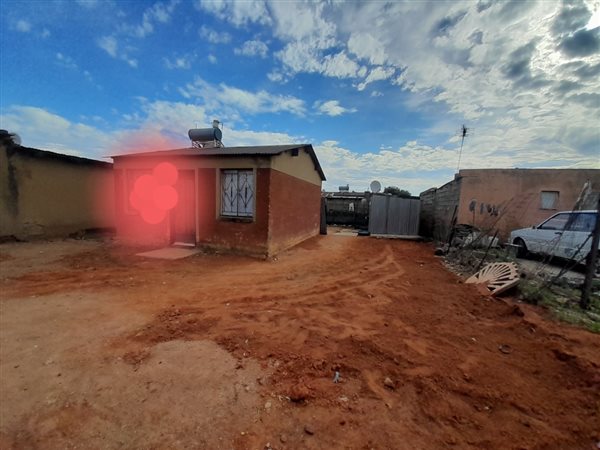 1 Bedroom House