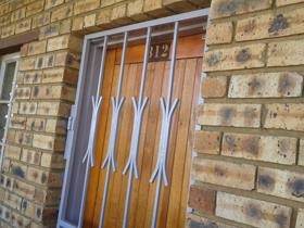 1 Bed Apartment in Randfontein Central photo number 10