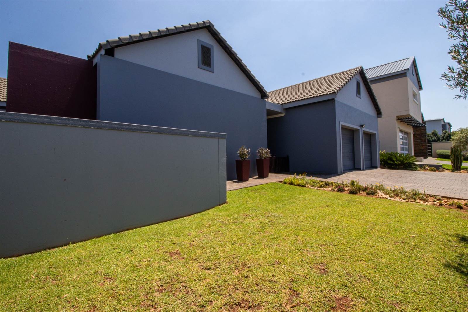 4 Bed House in Midstream Ridge Estate photo number 4