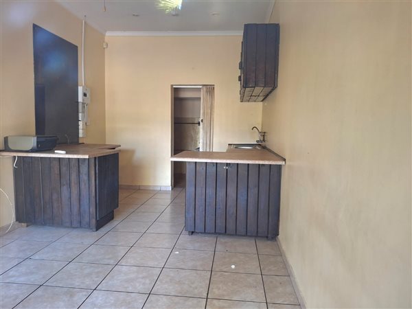 1 Bedroom House 1 Bedroom House