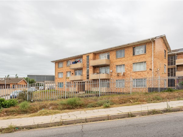 3 Bed Apartment in Sidwell