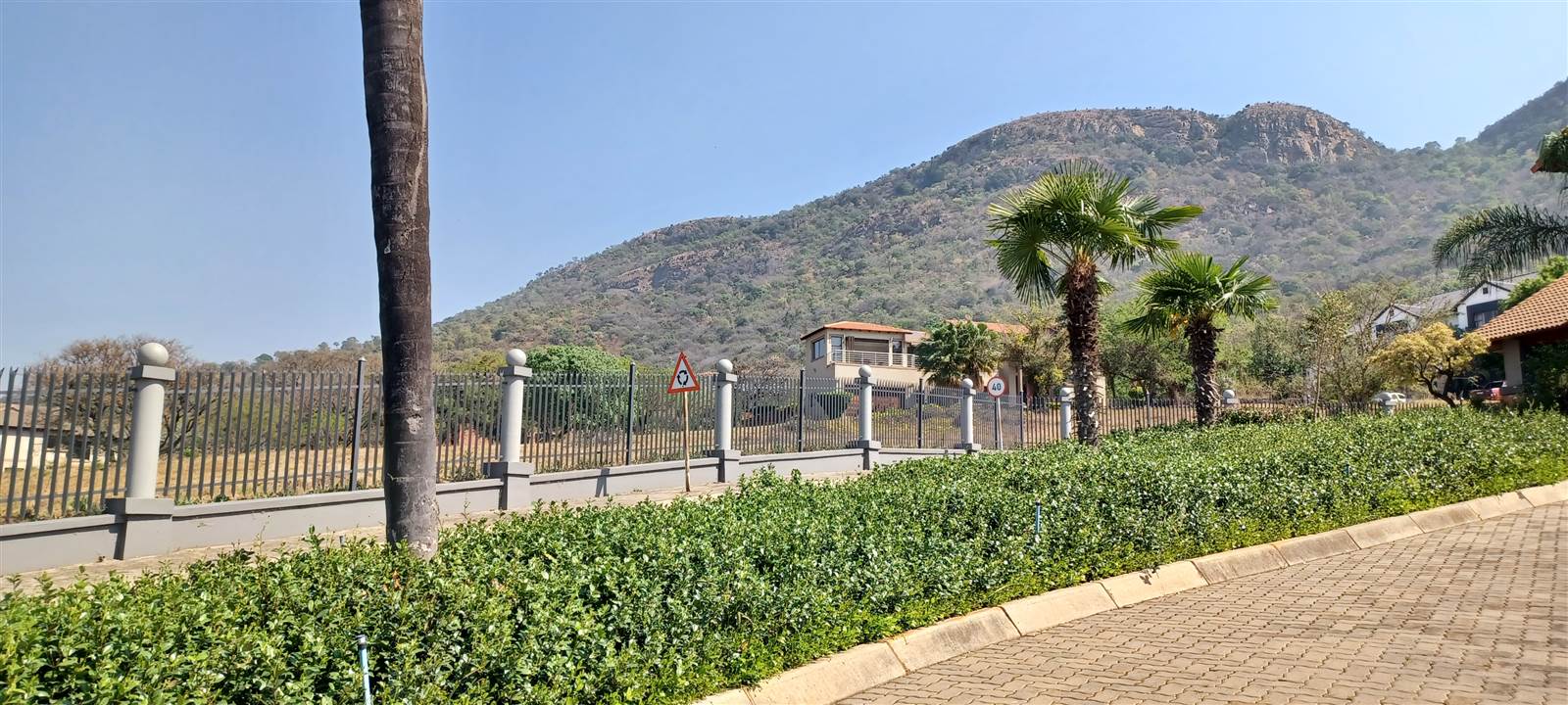 915 m² Land available in Kosmos photo number 7