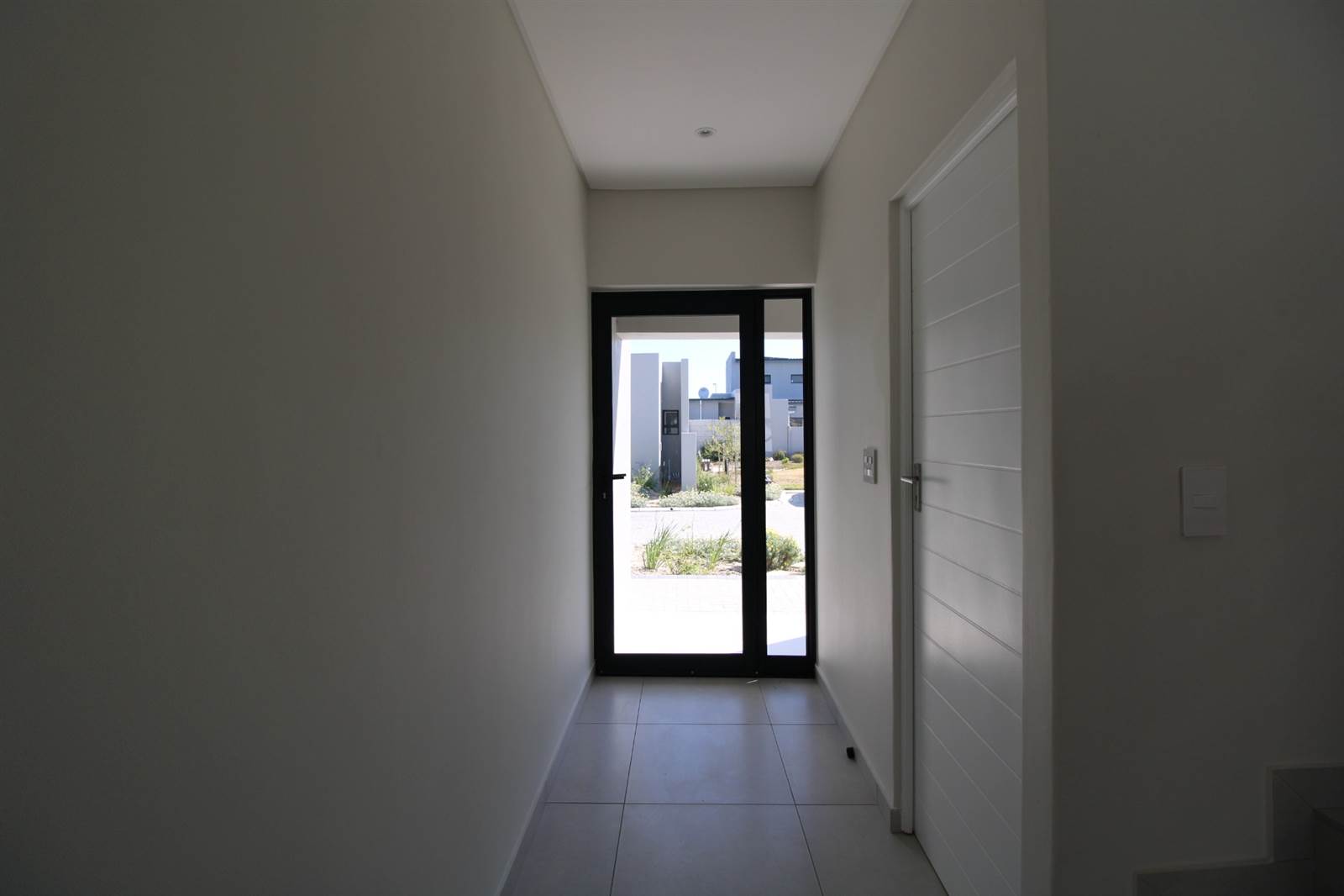 3 Bed Townhouse in Parklands North photo number 4