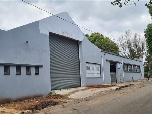 2 485 m² Industrial space 2 485 m² Industrial space