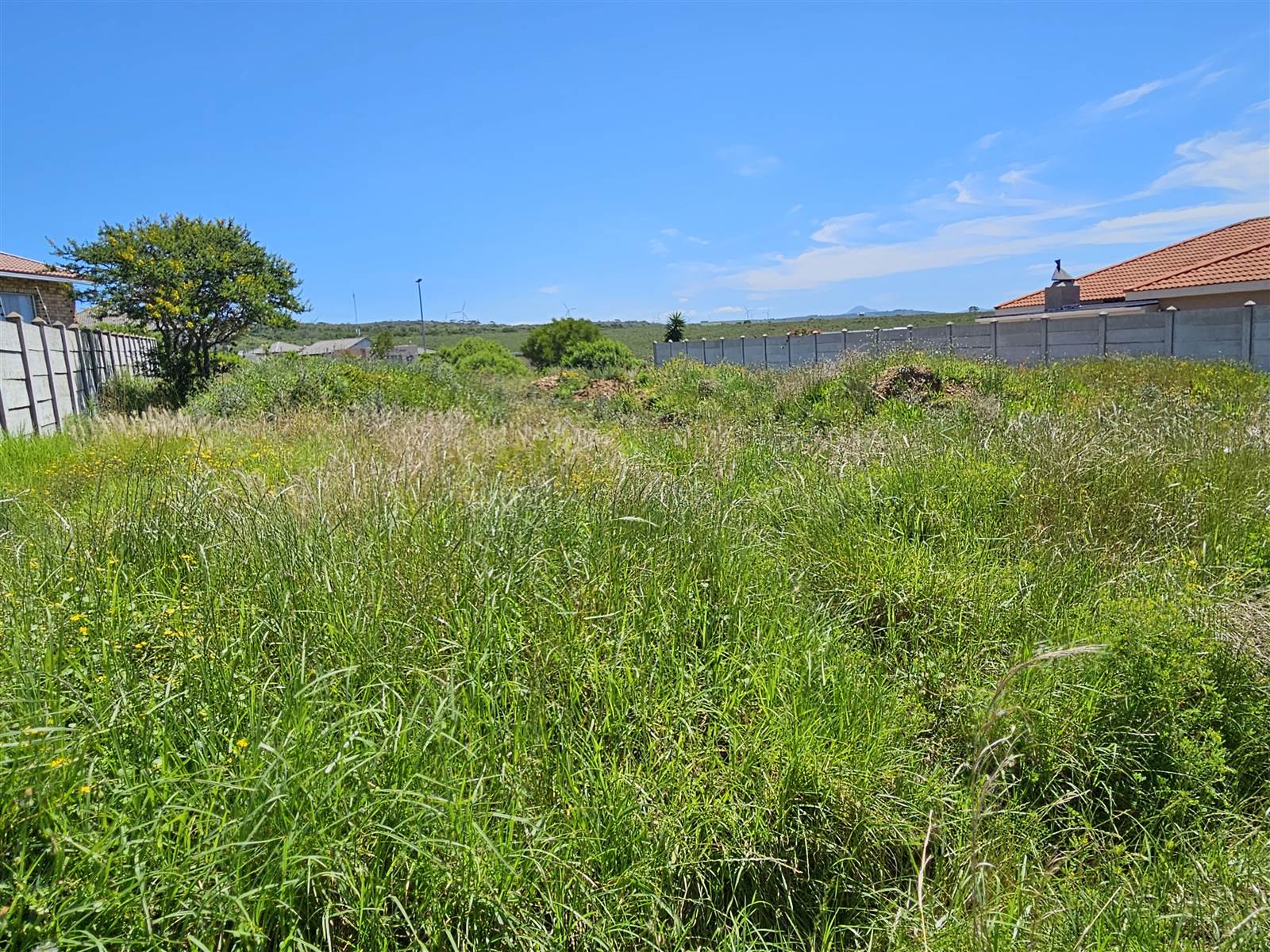 700 m² Land available in Wavecrest photo number 7