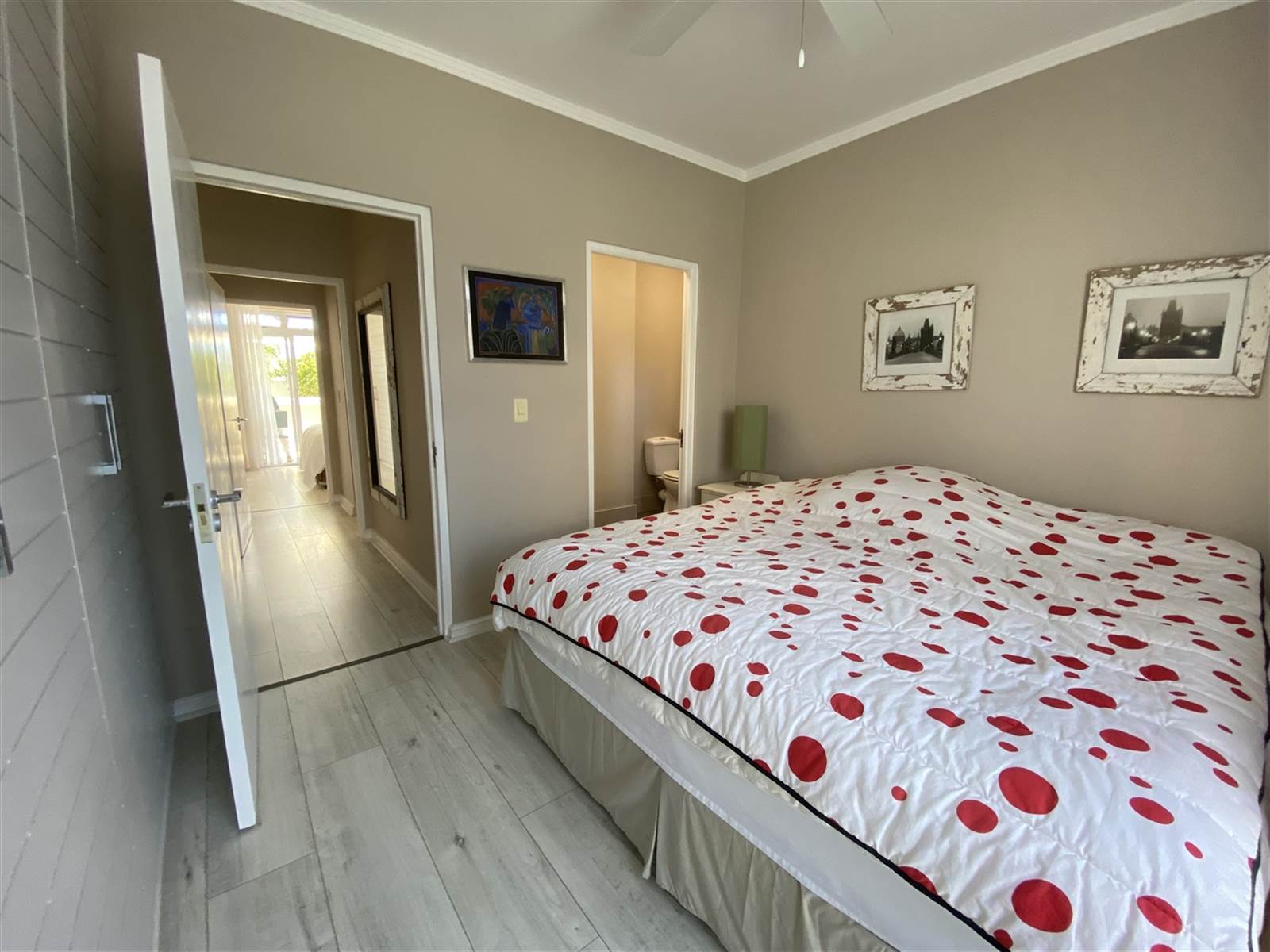 2 Bed Apartment in Simons Town photo number 19