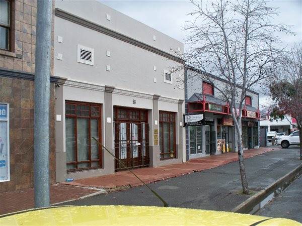 844.6  m² Commercial space in Worcester and surrounds photo number 1