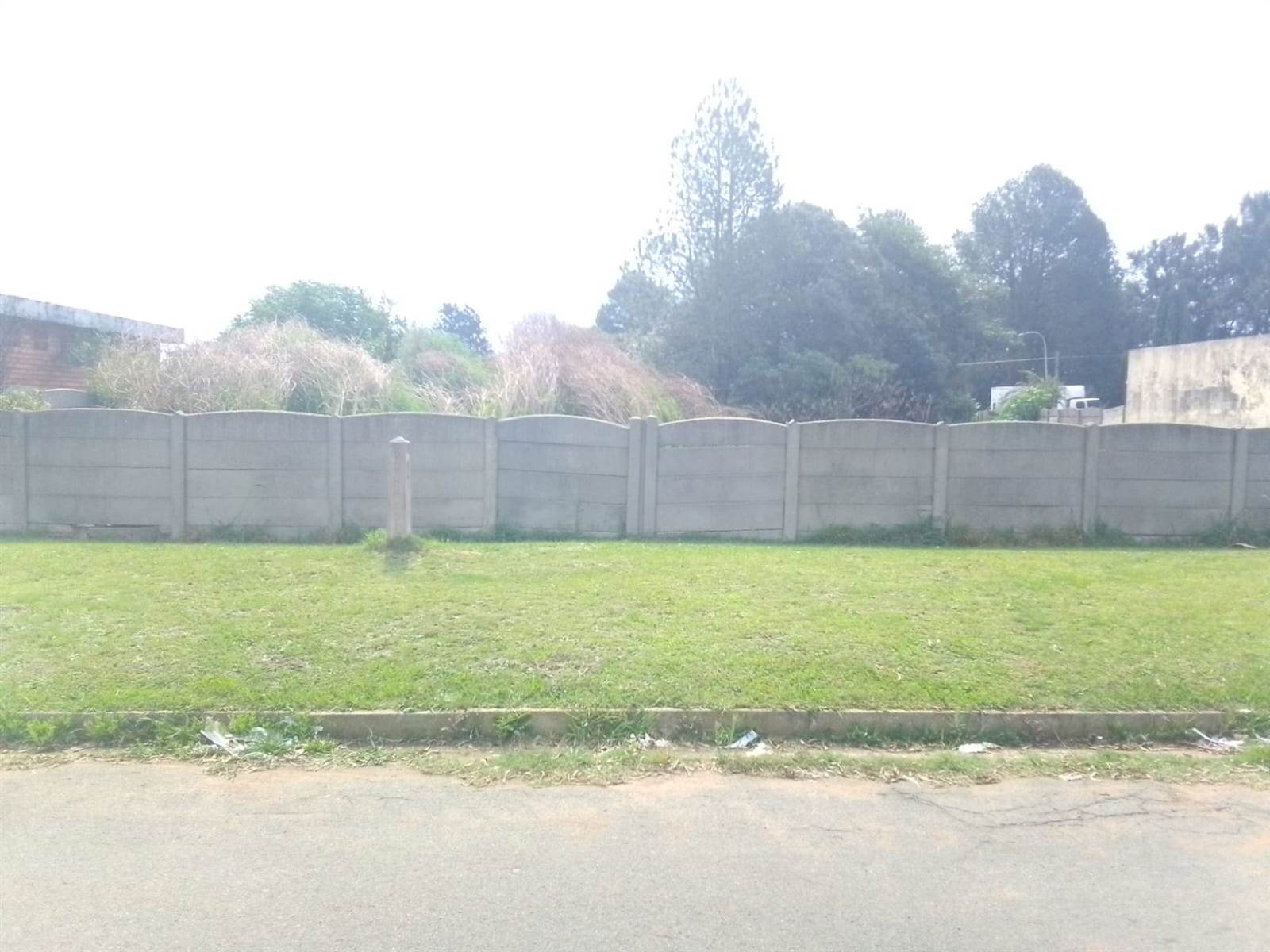900 m² Land available in Pollak Park photo number 2