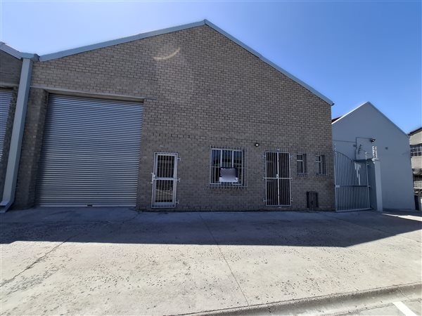 126  m² Industrial space