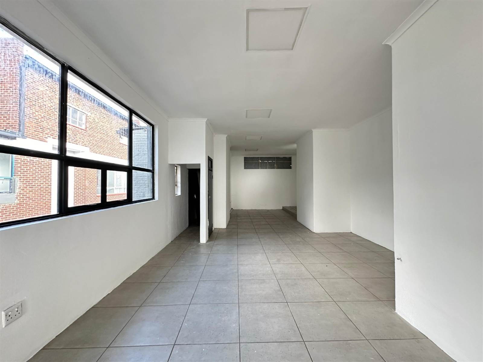 Commercial space in Northcliff photo number 4