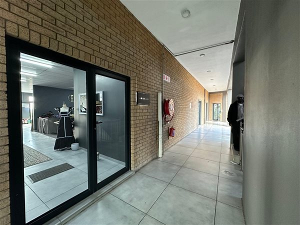 Commercial space in Northcliff