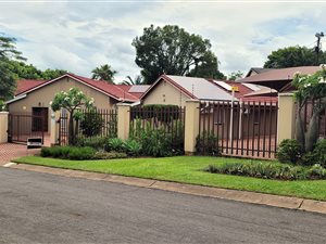 House in West Acres