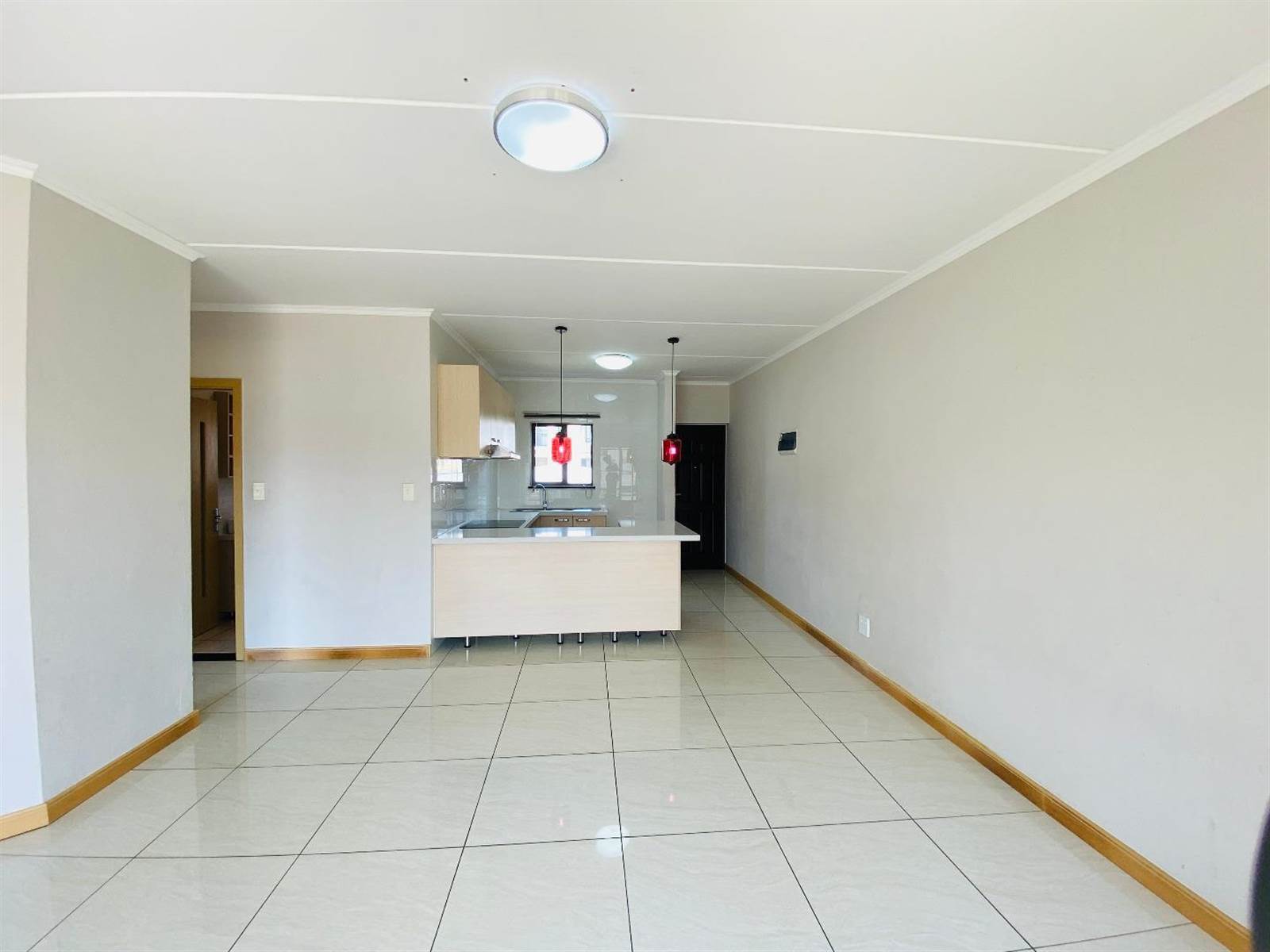 2 Bed Apartment in Summerset photo number 6