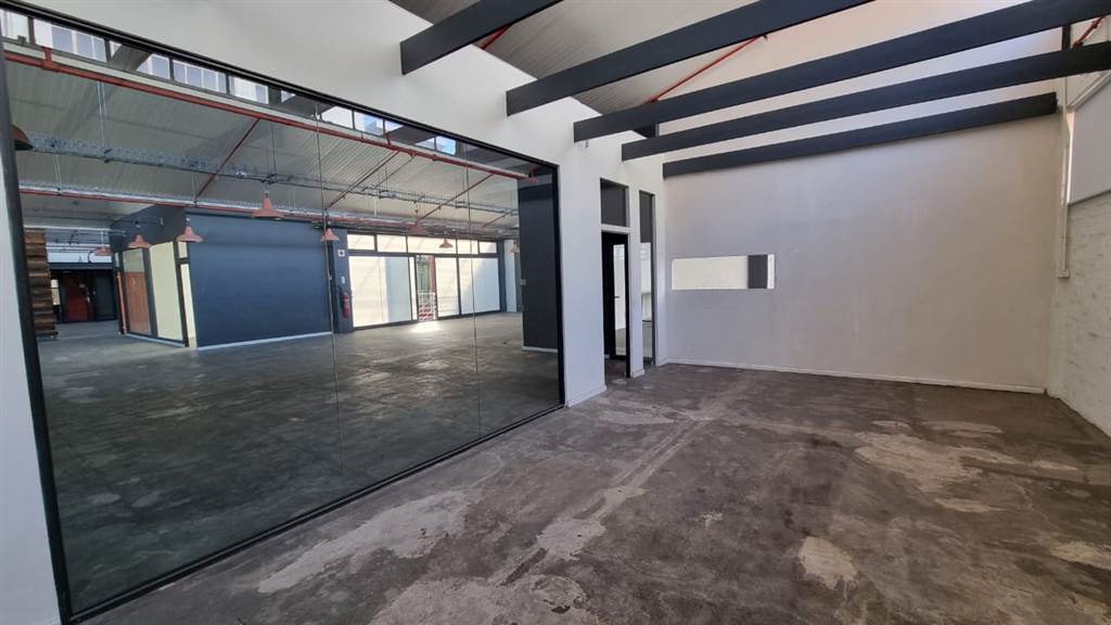 510  m² Commercial space in Woodstock photo number 10