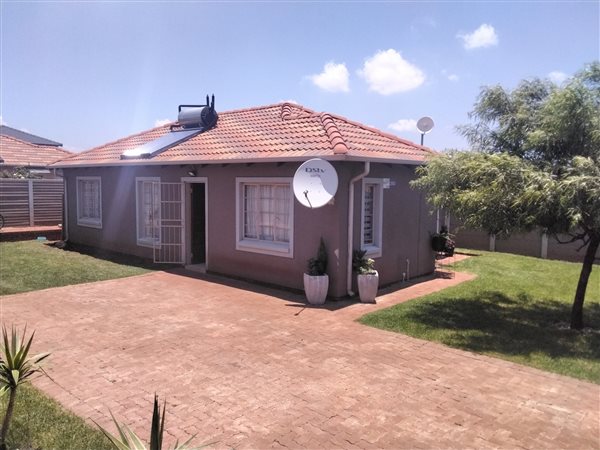 3 Bed House in Sky City