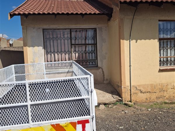 3 Bedroom House 3 Bedroom House