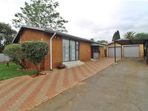 3 Bed House in Klopperpark