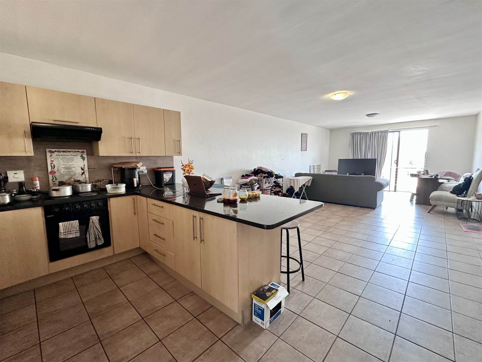 2 Bed Apartment for sale in Zonnebloem T4804045 Private Property