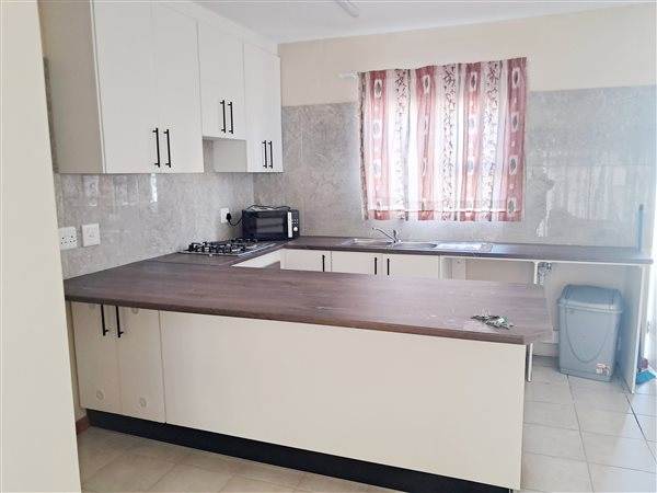 2 Bedroom Townhouse 2 Bedroom Townhouse