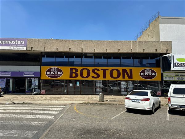 832  m² Commercial space in Alberton