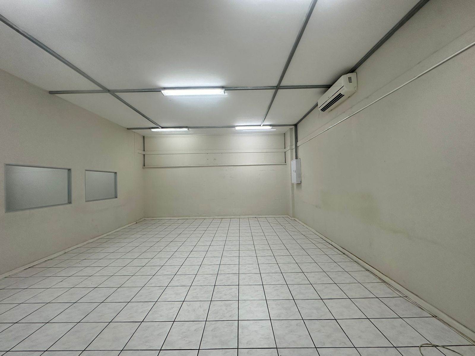 832  m² Commercial space in Alberton photo number 14