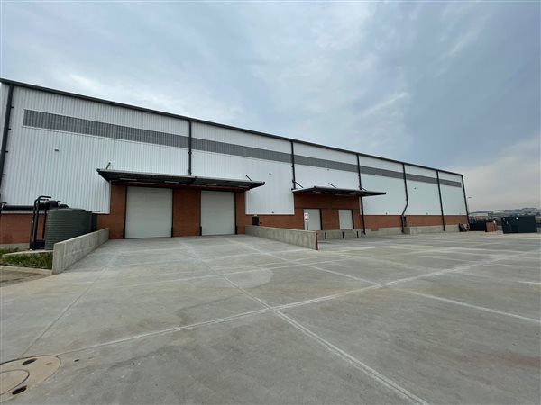 5871  m² Industrial space in Louwlardia